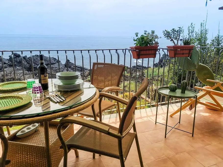 Casa Sul Mare In Sicilia, Acireale-Stazzo Apartment Italy